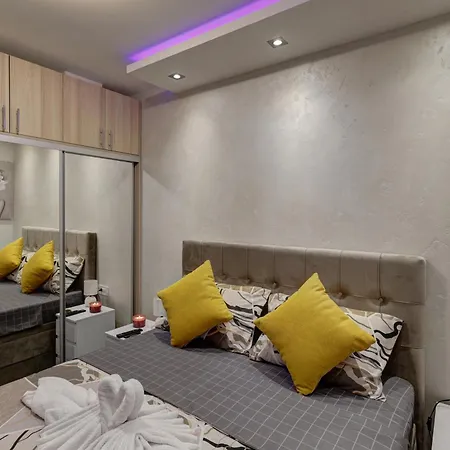 Lux Mila With Free Private Parking Apartment *