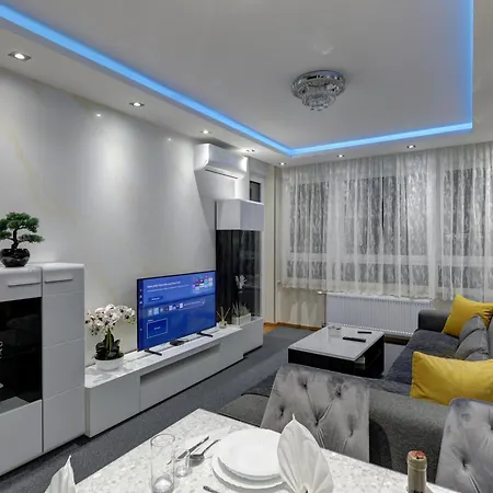 Apartment Lux Mila With Free Private Parking Novi Sad