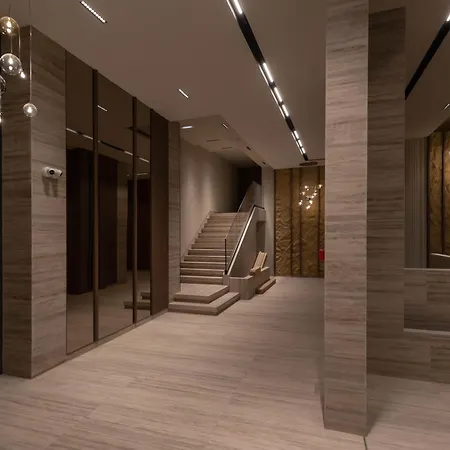 Lux Mila With Free Private Parking Apartment Novi Sad